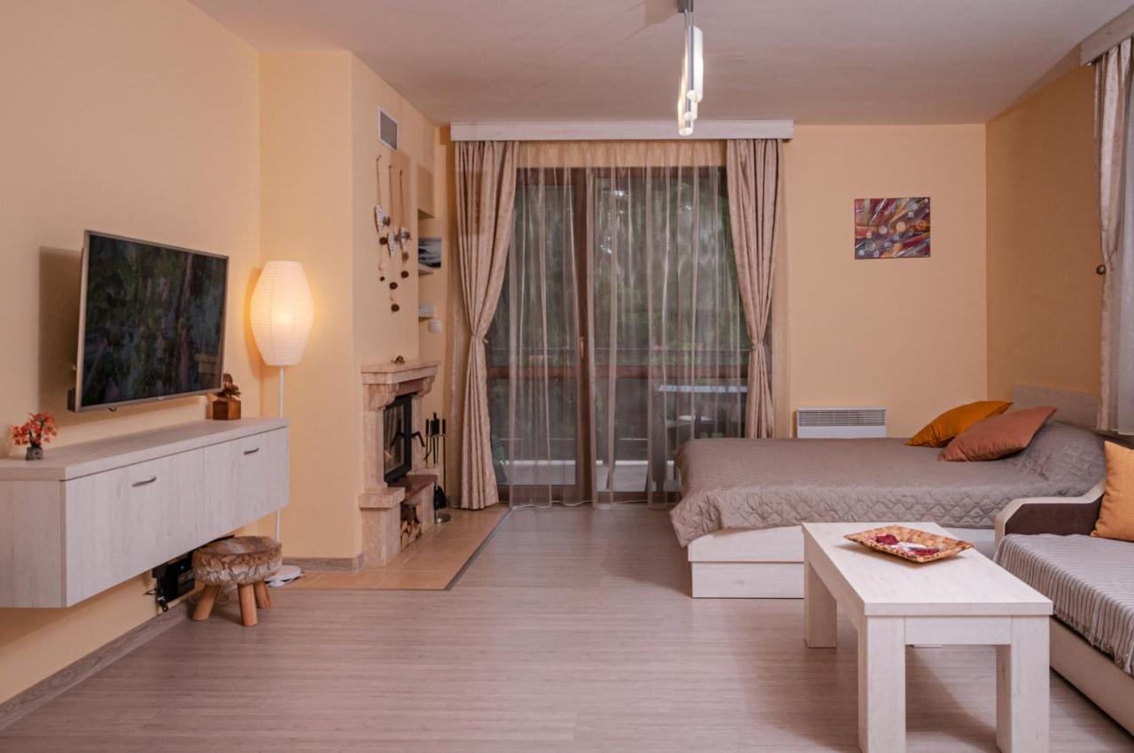 Studio 6,Smolyan Lakes 外观 照片
